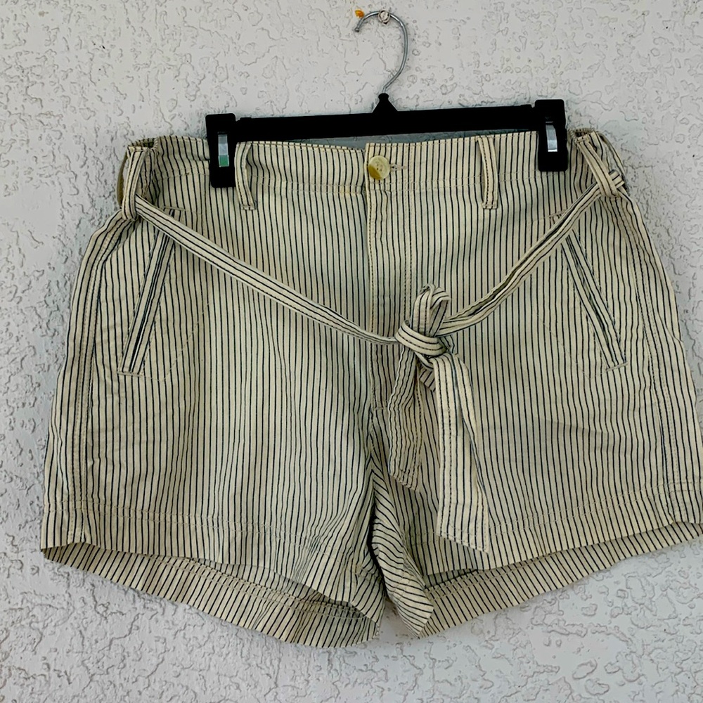 American Eagle hi-rise striped soft shorts removable belt size 12